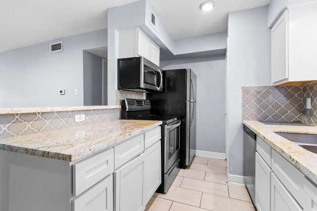 12100 Melville Drive 301C, Montgomery, TX 77356