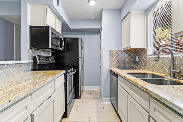 12100 Melville Drive 301C, Montgomery, TX 77356