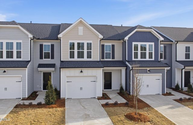 2818 Rodeo Court, Willow Springs, NC 27592