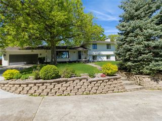 1805 Country Club Road, Indianola, IA 50125