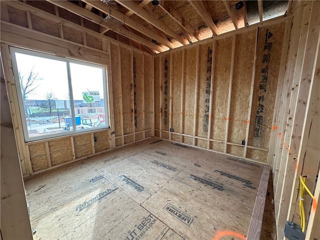 2610 W Bonnie Lane, Rogers, AR 72758