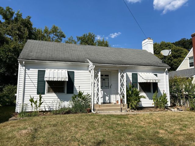 20 Sherry Road, Wyoming, OH 45215