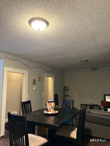 669 East Main Street, Waterbury, CT 06702