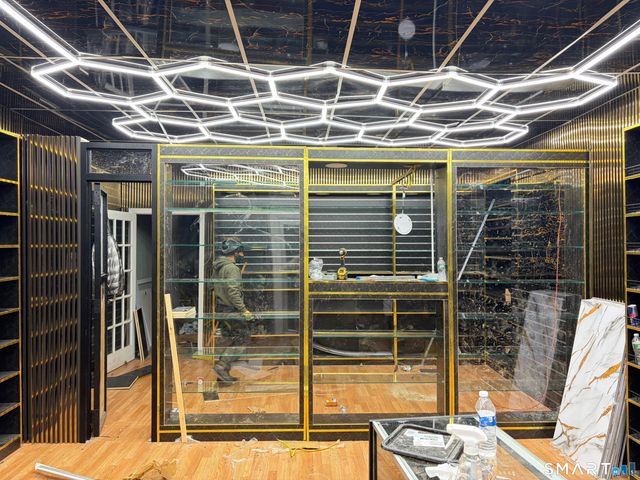 669 East Main Street, Waterbury, CT 06702