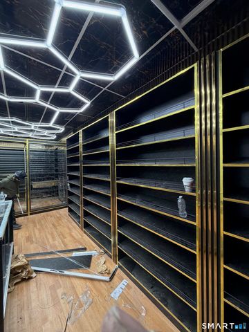 669 East Main Street, Waterbury, CT 06702