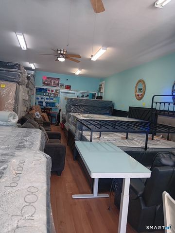 669 East Main Street, Waterbury, CT 06702