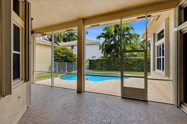 2458 Greenbrier Court, Weston, FL 33327