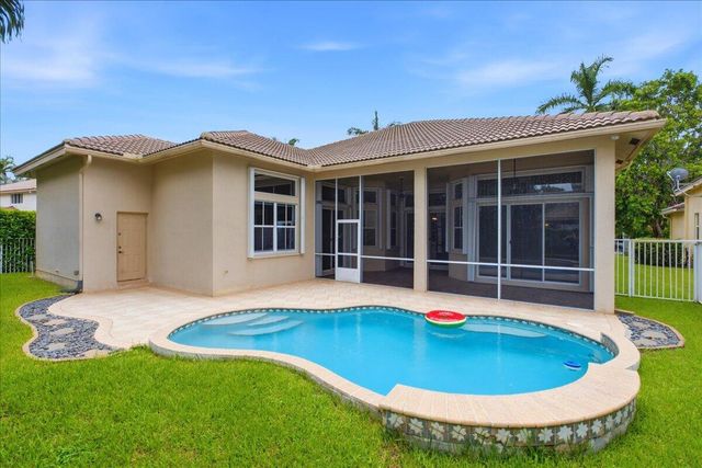 2458 Greenbrier Court, Weston, FL 33327