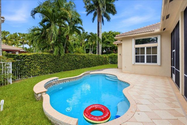 2458 Greenbrier Court, Weston, FL 33327