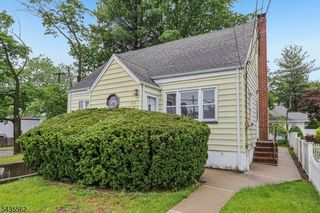 215 Henley Ave, New Milford Boro, NJ 07646