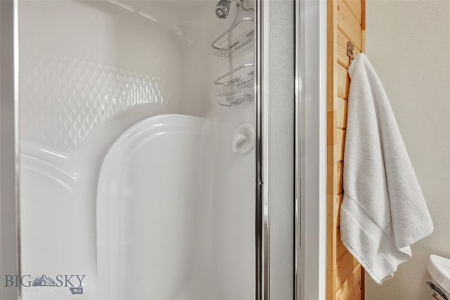 105 Damsel Lane, Anaconda, MT 59711