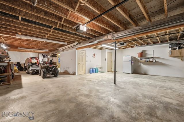 105 Damsel Lane, Anaconda, MT 59711