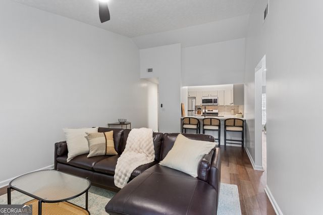 476 Teal Court, Roswell, GA 30076