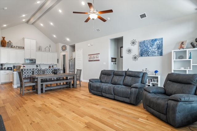 1912 Lasseter Drive, Mansfield, TX 76063