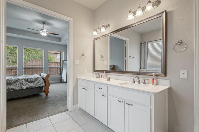 1912 Lasseter Drive, Mansfield, TX 76063