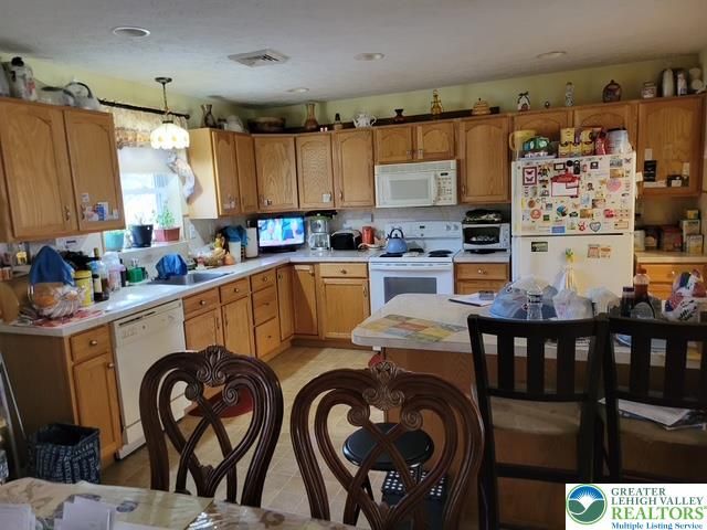 2137 Freedom Way, Coolbaugh Twp, PA 18346