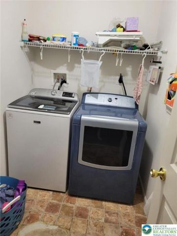 2137 Freedom Way, Coolbaugh Twp, PA 18346