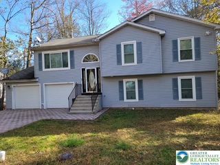 2137 Freedom Way, Coolbaugh Twp, PA 18346