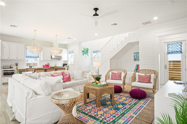 210 Escape 3B, Port Aransas, TX 78373