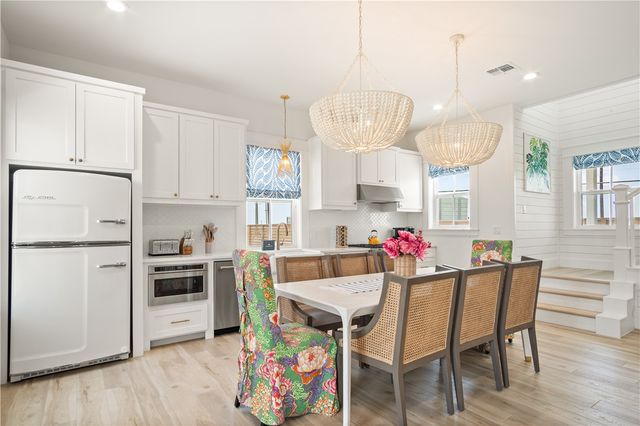 210 Escape 3B, Port Aransas, TX 78373