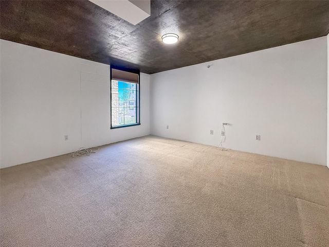 1005 S Shepherd Drive 210, Houston, TX 77019