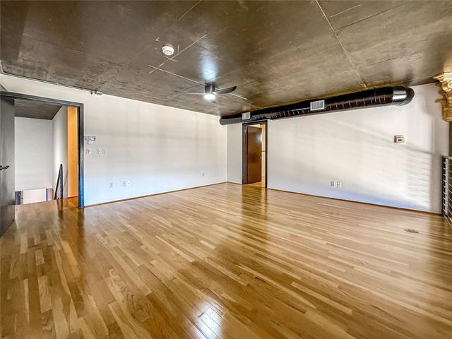 1005 S Shepherd Drive 210, Houston, TX 77019