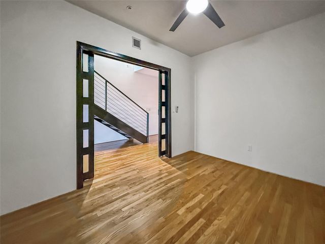 1005 S Shepherd Drive 210, Houston, TX 77019