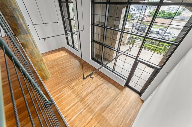 1005 S Shepherd Drive 210, Houston, TX 77019