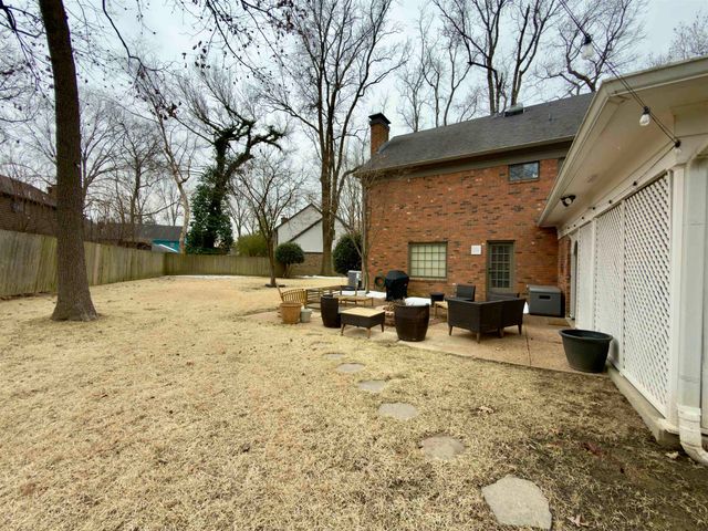 2122 SHALLOW FORD CV, Germantown, TN 38139