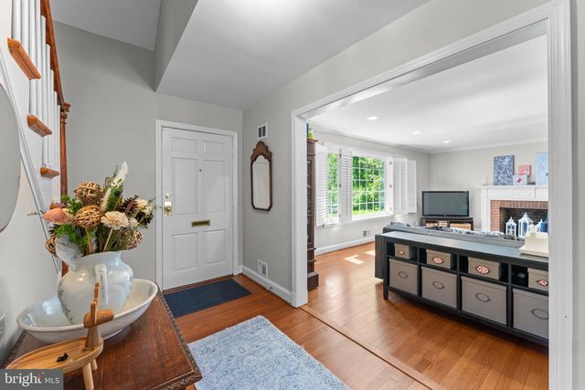 5121 BALTAN RD, Bethesda, MD 20816