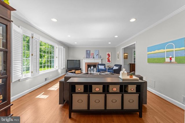 5121 BALTAN RD, Bethesda, MD 20816