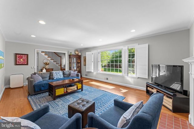 5121 BALTAN RD, Bethesda, MD 20816