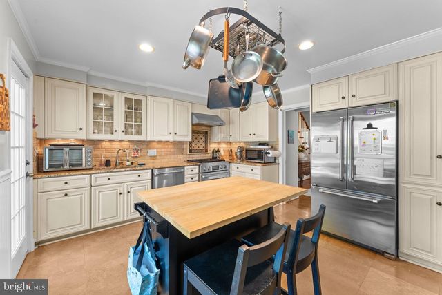 5121 BALTAN RD, Bethesda, MD 20816