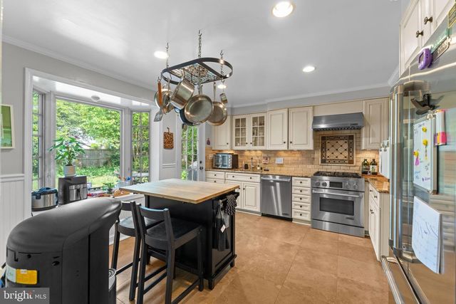 5121 BALTAN RD, Bethesda, MD 20816