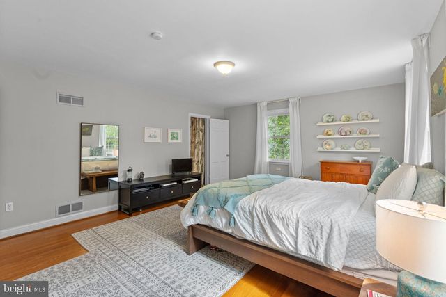 5121 BALTAN RD, Bethesda, MD 20816