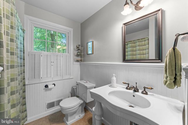 5121 BALTAN RD, Bethesda, MD 20816