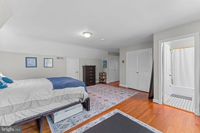 5121 BALTAN RD, Bethesda, MD 20816