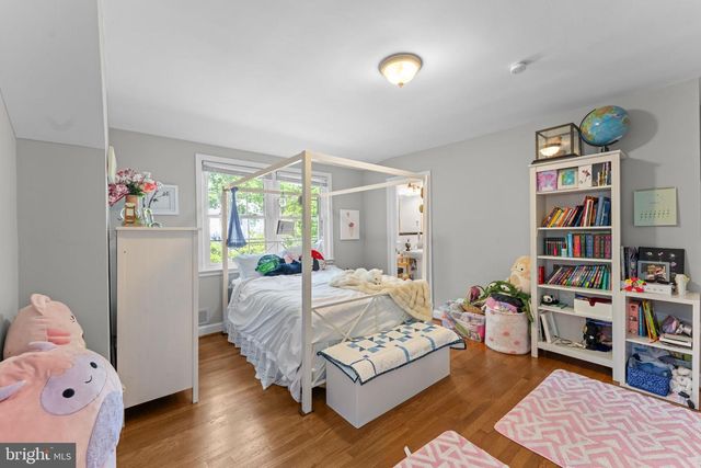 5121 BALTAN RD, Bethesda, MD 20816