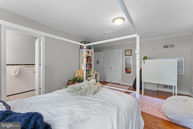 5121 BALTAN RD, Bethesda, MD 20816