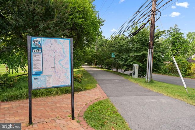 5121 BALTAN RD, Bethesda, MD 20816