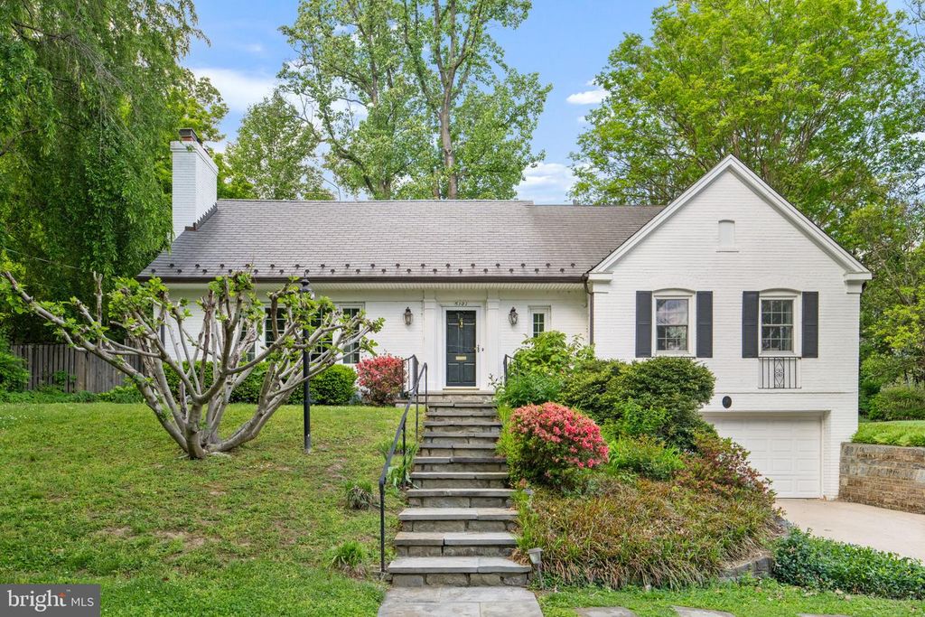 5121 BALTAN RD, Bethesda, MD 20816