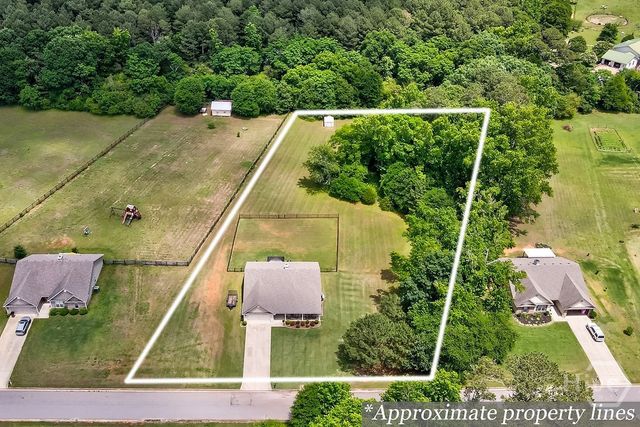 304 Highlands Drive, Winterville, GA 30683