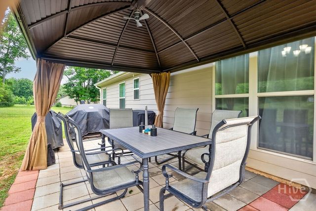 304 Highlands Drive, Winterville, GA 30683