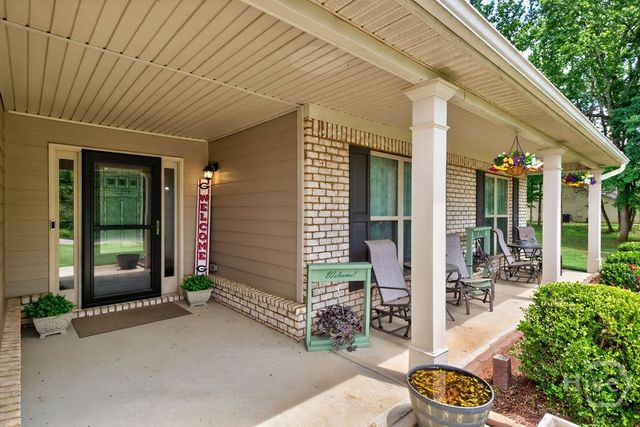 304 Highlands Drive, Winterville, GA 30683