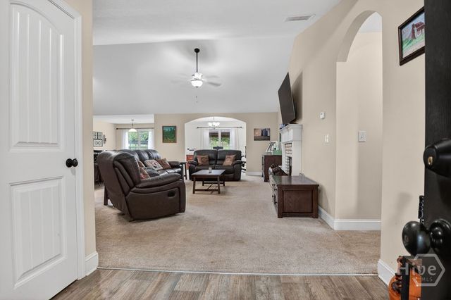 304 Highlands Drive, Winterville, GA 30683