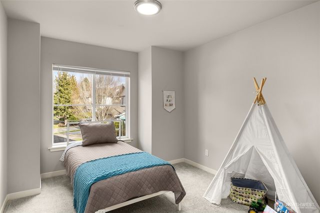 23909 SE 7th Lane, Sammamish, WA 98074