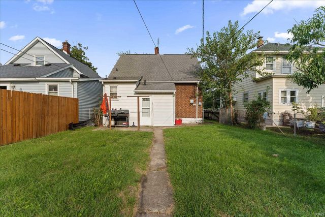 1631 S Scott Street, South Bend, IN 46613