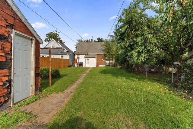 1631 S Scott Street, South Bend, IN 46613