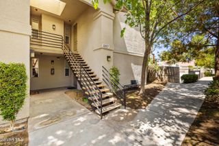 2827 W Avenue K12 Apt 211, Lancaster, CA 93536