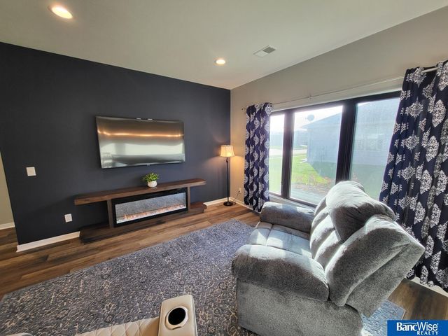 3023 N Howard Street, Fremont, NE 68025